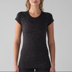 Lululemon Swiftly Tech Short Sleeve Crew size 4